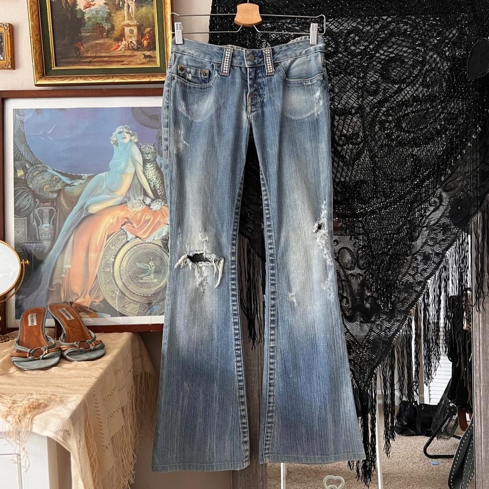 Bebe Y2K Low Rise Flare Jeans Pink Rhinestone Bedazzled Ripped Blue Denim 28